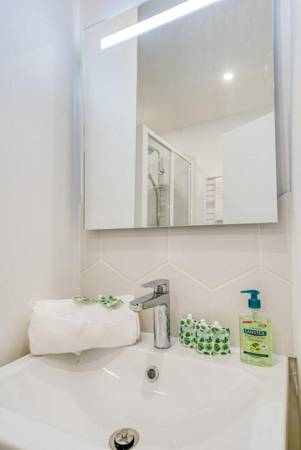 St Jobis - Charmant Appartement, Moderne Et Refait A Neuf, Vieux-Νίκαια Εξωτερικό φωτογραφία