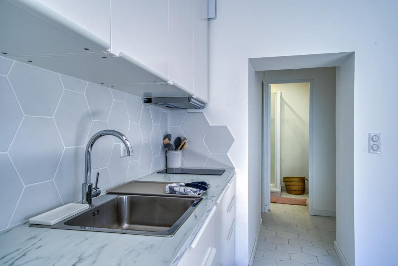 St Jobis - Charmant Appartement, Moderne Et Refait A Neuf, Vieux-Νίκαια Εξωτερικό φωτογραφία