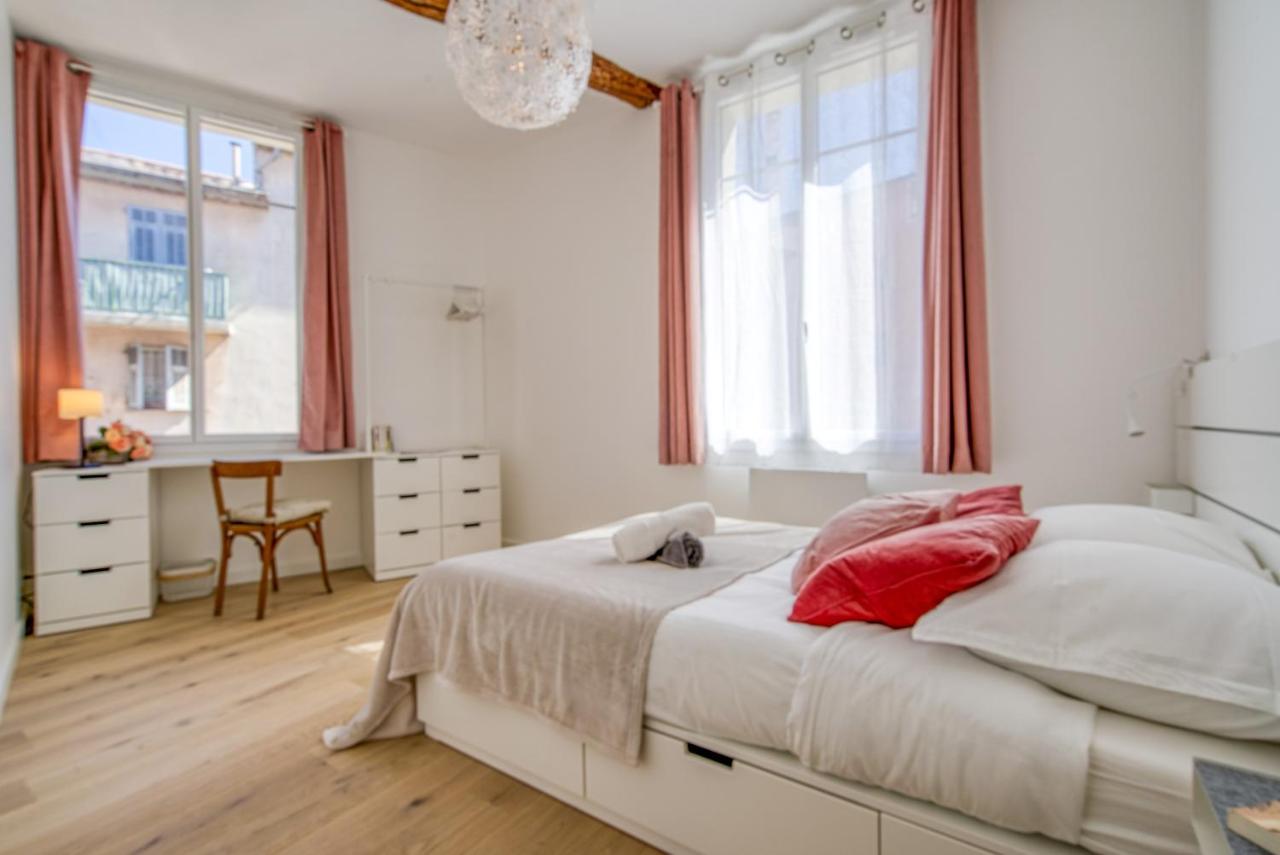 St Jobis - Charmant Appartement, Moderne Et Refait A Neuf, Vieux-Νίκαια Εξωτερικό φωτογραφία